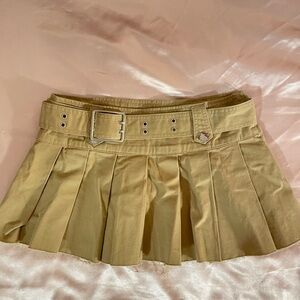 Forever 21 x XO Kitty low rise khaki mini skirt